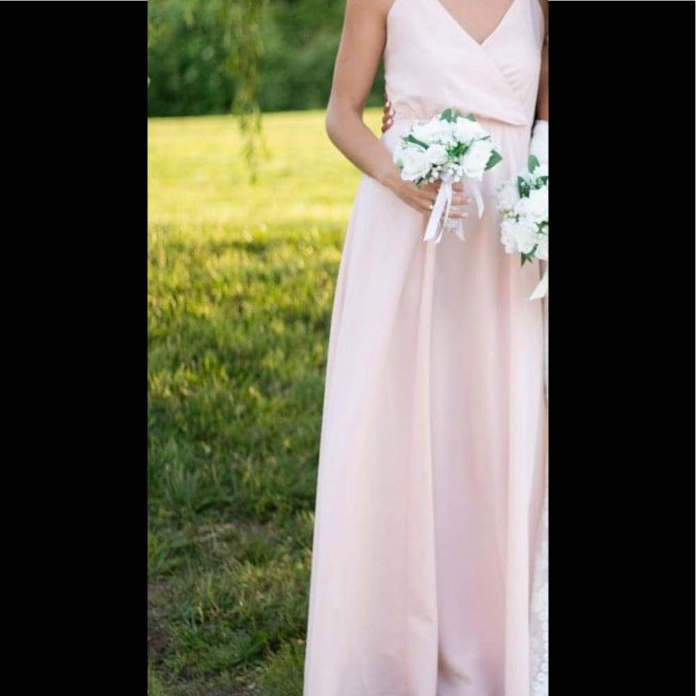 Lulu’s blush bridesmaid dress